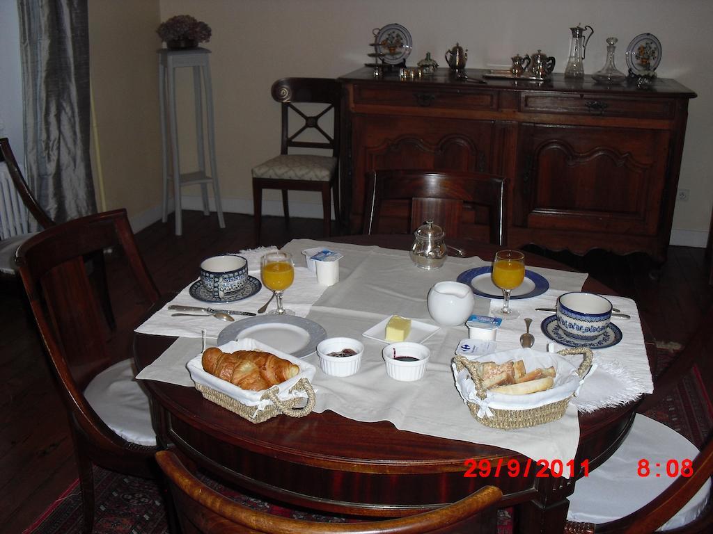 Chambre D'Hotes Marchand Анже Экстерьер фото